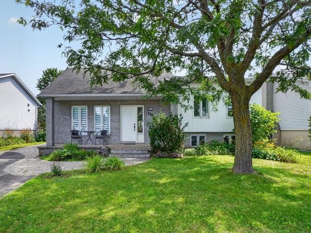 Maison à paliers multiples à Terrebonne (Lachenaie)