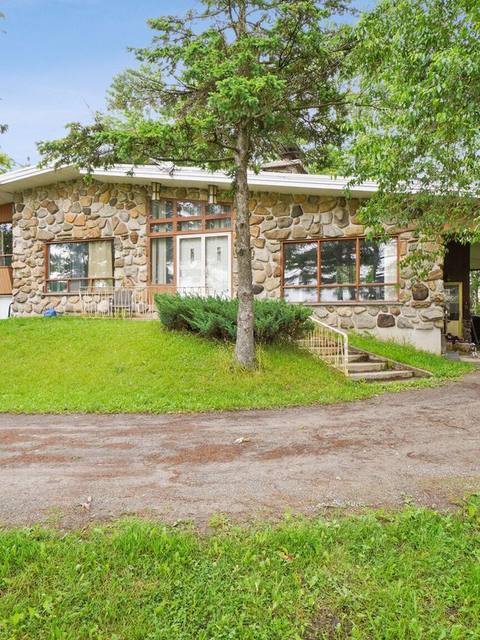 Maison à paliers multiples vendue à Mascouche